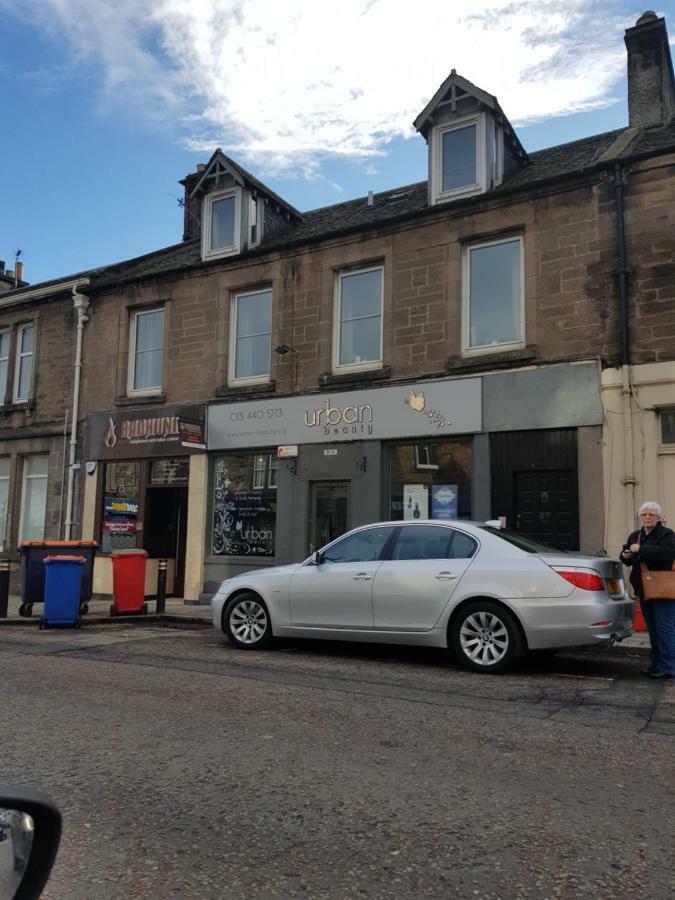 89 Clerk Street Leilighet Loanhead Eksteriør bilde